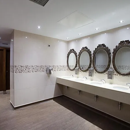 Hotel The Furness Railway Wetherspoon 4*