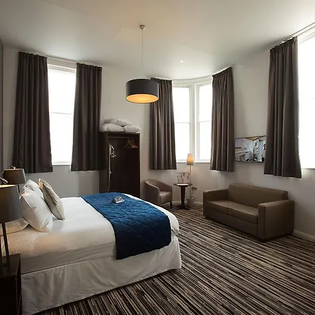 The Furness Railway Wetherspoon 4*